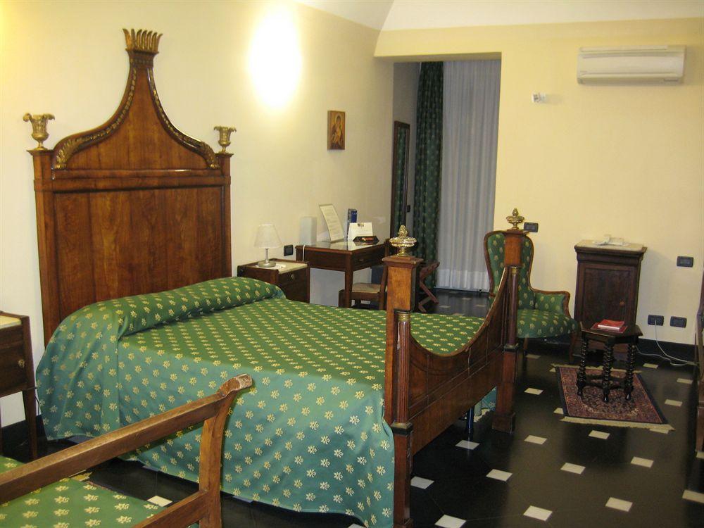 Palazzo Vescovile Hotel Noli Eksteriør bilde